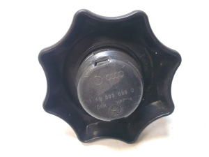 Volkswagen Golf V (2003–2009) Varuratta kinnitus 1K0803899D - 2
