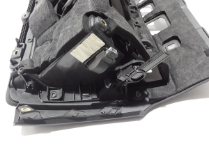 AUDI A3 8V (2012–2020) Kindalaegas 8V5880302A - 2