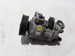   Air conditioner compressor 