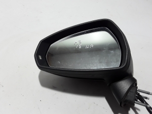 AUDI A3 8V (2012–2020) Side mirror and its parts 8V5857409AA - 4