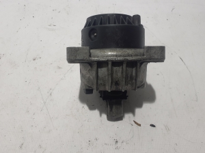 BMW 5 SERIES F07 (2009–2017) Engine mount 6777371 - 3