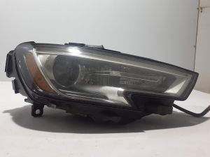   Esituli  - 8V0941006G 