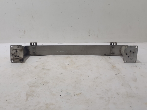 Peugeot 5008 (2017–2026) Front bumper reinforcement 9824513780 - 4