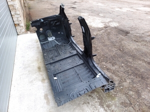 Mercedes Benz EQS 297 (2021–2026) Kere esiveerand - 2