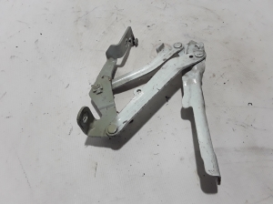 Peugeot 5008 (2017–2026) Hood hinge 9814188880 - 2