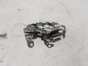 Peugeot 5008 (2017–2026) Hood latch 9826685880 - 2