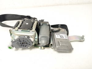 Mercedes Benz C-Class 204 (2007–2014) Sicherheitsgurt vorne A2048606785 - 4