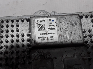 Peugeot 5008 (2017–2026) Xenon headlight control unit 90093044 - 2