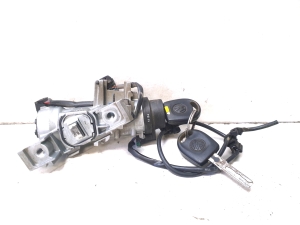 Volkswagen Jetta (2005–2011) Süütelukk 1K0905851B  1K0905865 - 4