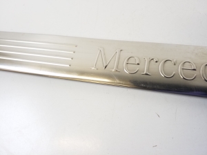 Mercedes Benz E-Class W212 (2009–2015) Inner sill trim A2126860936 - 3