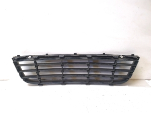 Volkswagen Jetta (2005–2011) Front bumper lower grille 1K0853677C - 2