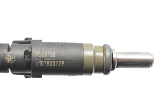 BMW 3 SERIES E90 (2004–2013) Kütusepihusti 7506158 - 4