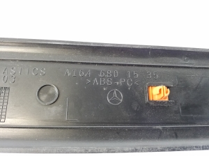 Mercedes Benz GL-Class 164 (2006–2012) Inner sill trim A1646801535 - 3