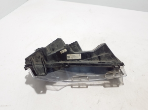 Tesla Model 3 3 (2016–2024) Front-Nebelscheinwerfer 1624798 - 2