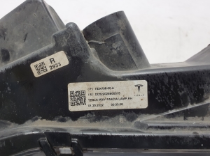Tesla Model 3 3 (2016–2024) Front-Nebelscheinwerfer 1624798 - 5