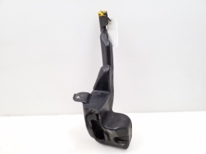 Front washer fluid reservoir - GM0036
