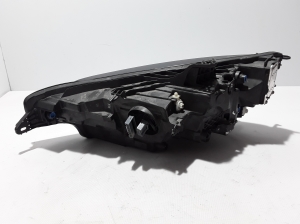 VOLVO V60 (2018–2026) Scheinwerfer vorne 32228810 - 5