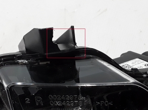Tesla Model Y Y (2020–2026) Tagfahrlicht vorne 1507933 - 4