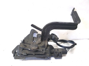 Hyundai Santa Fe (2018–2026) Hood latch 81130S1900 - 2