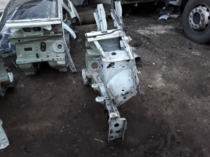 Peugeot 5008 (2017–2026) Front outrigger 1617306180 - 2