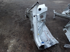 Peugeot 5008 (2017–2026) Front outrigger 1617306180 - 3