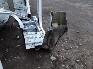Peugeot 5008 (2017–2026) Center pillar 9810269780 - 3