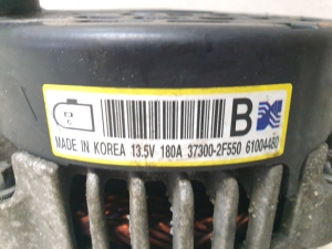 Hyundai Santa Fe (2018–2026) Lichtmaschine 373002F550 - 3
