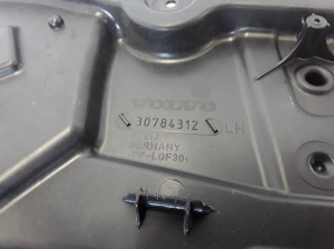 VOLVO V60 (2010–2018) Rear side door window regulator 30784312 - 4