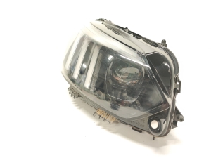 Peugeot 208 (2019–2026) Scheinwerfer vorne 9841641980 - 2