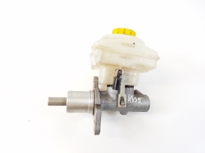 Porsche Panamera 970 (2009–2016) Brake master cylinder 97035591000 - 3