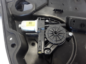 VOLVO S60 II (2010–2018) Aizmugurējo durvju logu pacēlājs 30784312 - 2