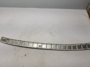 VOLVO V60 (2018–2026) Tagumise kaitseraua iluliist 32341458 - 2