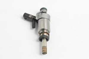 AUDI A3 8V (2012–2020) Kütusepihusti 06L906036L - 4
