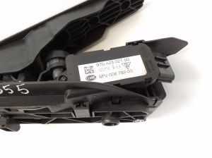 Porsche Panamera 970 (2009–2016) Accelerator pedal 97042302100 - 4