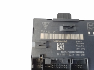 Porsche Panamera 970 (2009–2016) Rear side door control unit 7PP959795H - 2