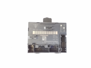   Front door control unit  - 7PP959793J 