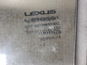 LEXUS NX H20 (2021–2026) Priekšējo durvju trīsstūra stikls 68126F6010 - 3