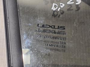 LEXUS NX H20 (2021–2026) Priekšējo durvju trīsstūra stikls 68125F6010 - 2