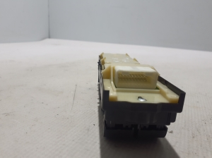 LEXUS NX H20 (2021–2026) Front door glass switch 8404078050 - 4