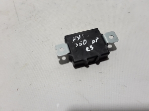 LEXUS NX H20 (2021–2026) Front door control unit 89430F6010 - 2