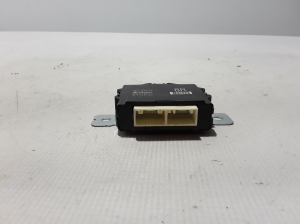 LEXUS NX H20 (2021–2026) Front door control unit 89430F6010 - 3