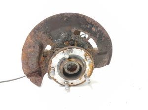 Hyundai Tucson (2015–2026) Front wheel hub - 5