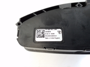 Porsche Panamera 970 (2009–2016) Front seat adjustment switch (on seat) 7PP959748L - 4