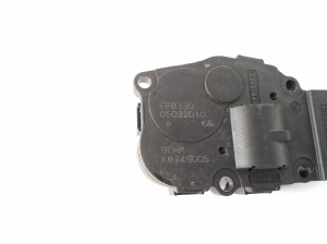 Porsche Panamera 970 (2009–2016) Heater flap actuator K9749005 - 3
