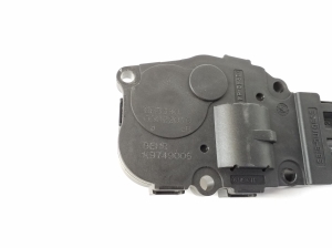 Porsche Panamera 970 (2009–2016) Heater flap actuator K9749005 - 3
