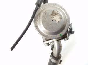 AUDI A4 B7 (2004–2008) Other valve 078131102L - 2