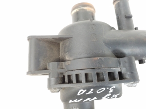 Jaguar XJ (2009–2026) Kühlmittelthermostat 9X238A586AD - 3