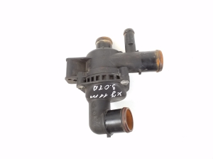 Kühlmittelthermostat - 9X238A586AD