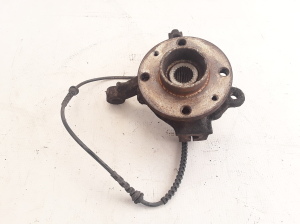 RENAULT Twingo II (2007–2014) Front wheel hub 8200663593 - 4