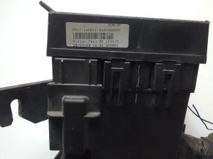 Ford EcoSport (2013–2026) Sicherungskastenhalter unter der Motorhaube FN1T14K012 - 3